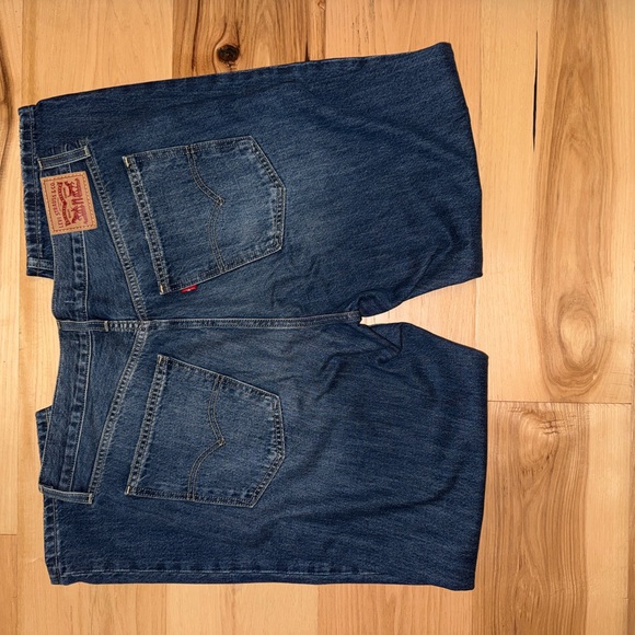 Women’s Levi’s low pro jeans size 31 - Picture 2 of 4